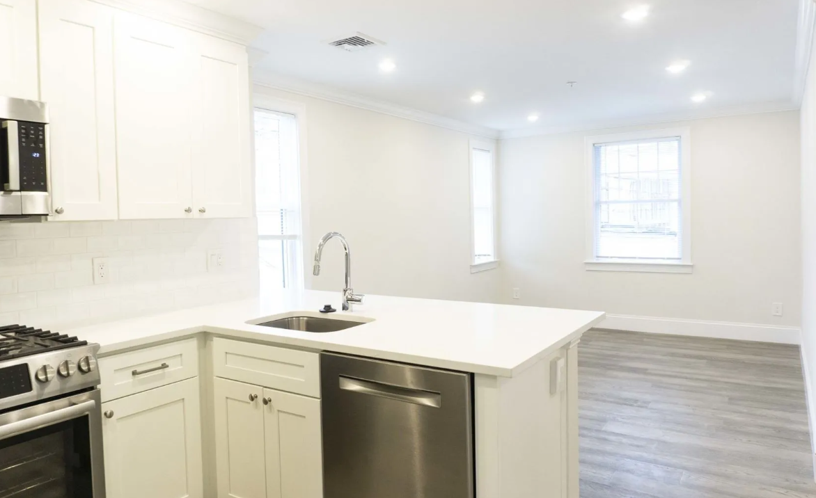 9 Units House located at 5 Trenton St, East Boston MA