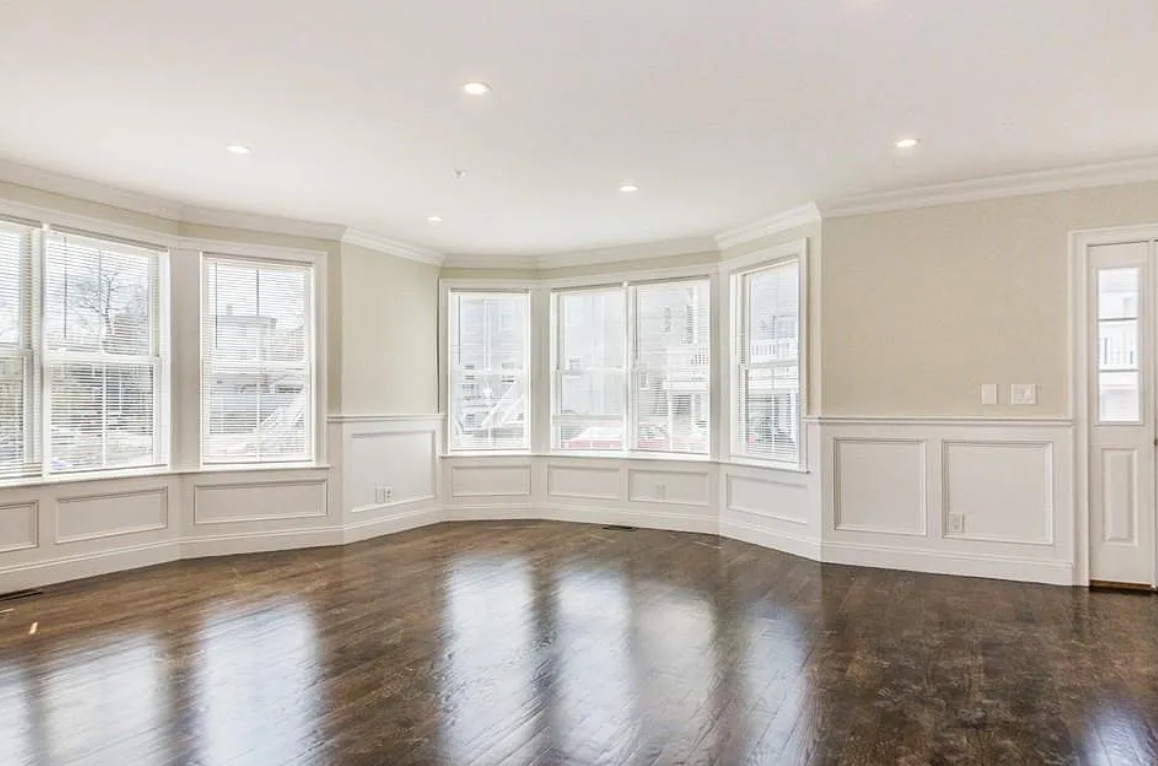 2 Units House located at 37R Juniper St, Roxbury MA