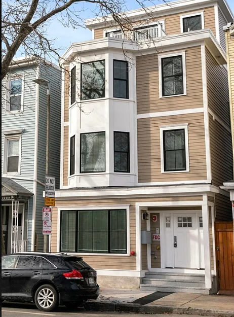 4 Units House located at 132 Chelsea St, East Boston MA